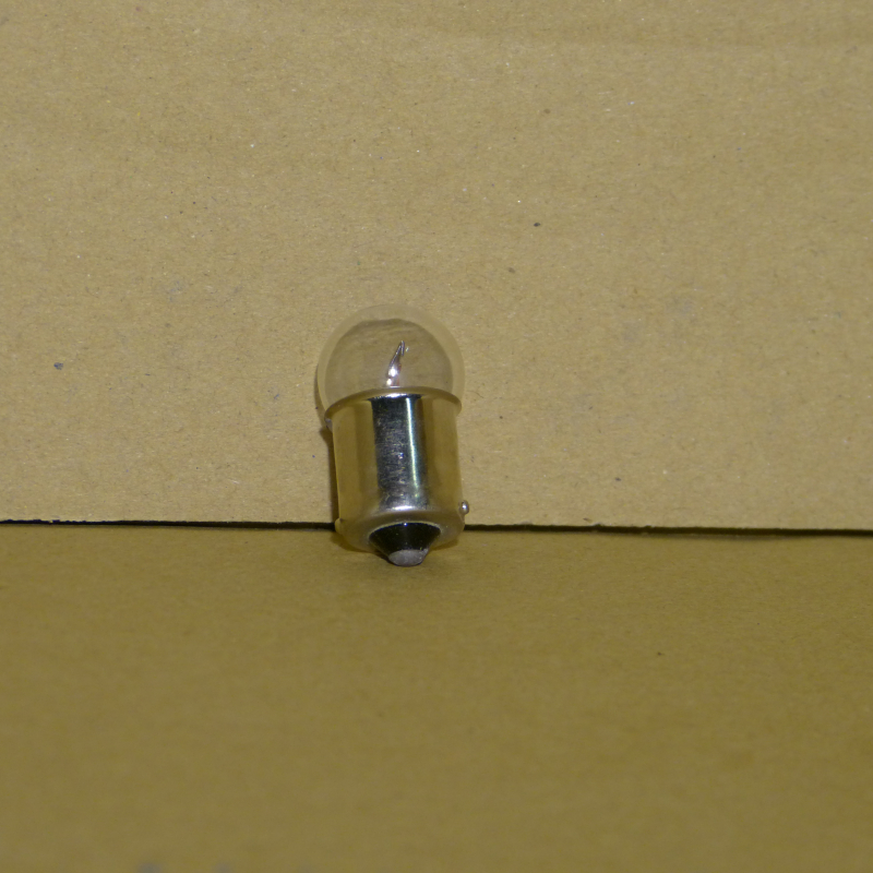 12V 5W BA15S